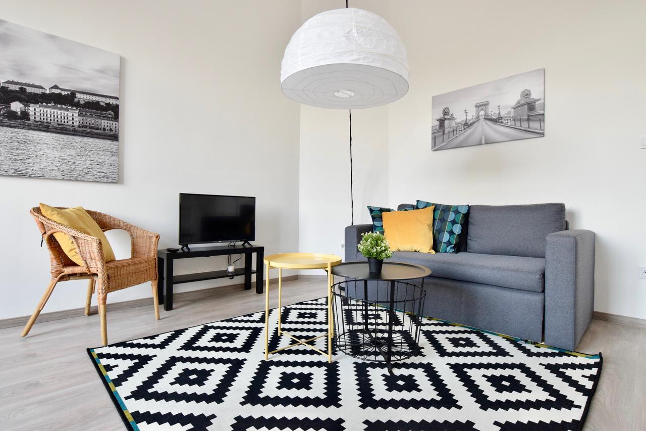 Standard Apartment By Hi5 - Bazilika Suite Budapesta Exterior foto